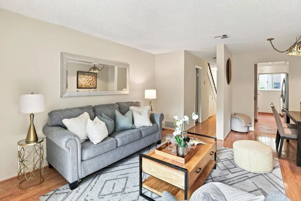 1161 ODDSTAD BOULEVARD Pacifica, CA 94044