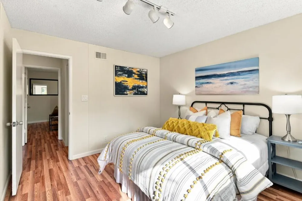 1161 ODDSTAD BOULEVARD Pacifica, CA 94044