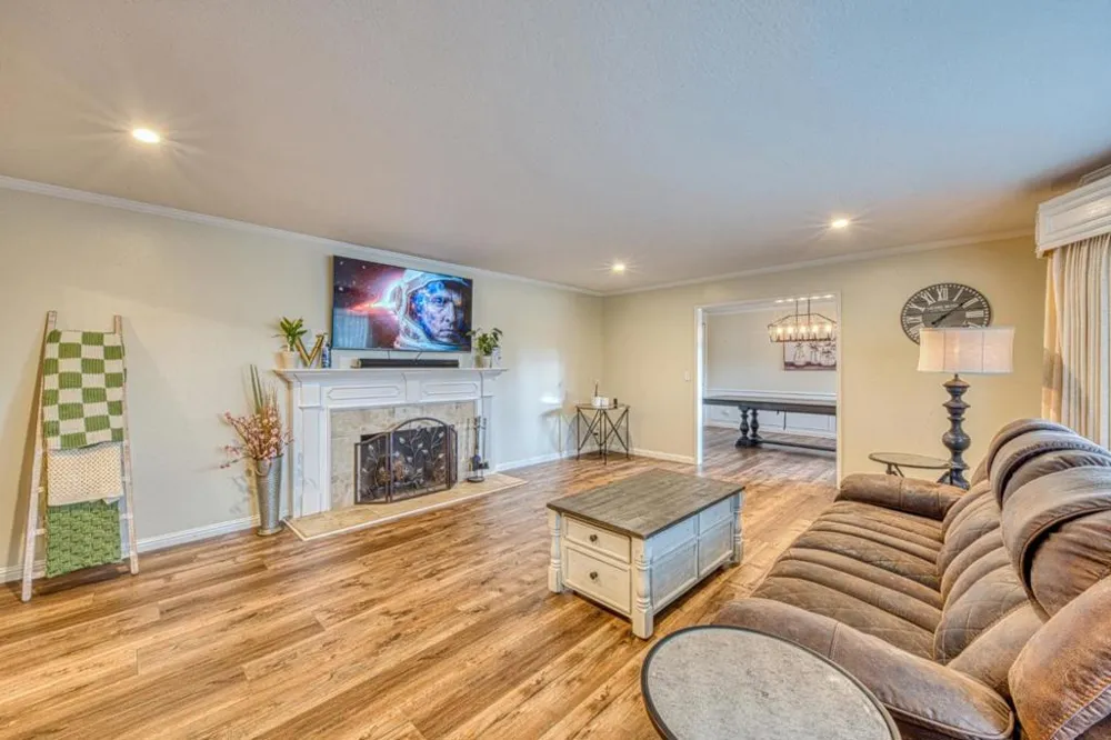 1167 Los Palos Drive Salinas, CA 93901