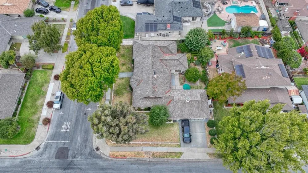 1167 Los Palos Drive Salinas, CA 93901