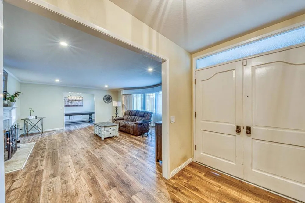 1167 Los Palos Drive Salinas, CA 93901