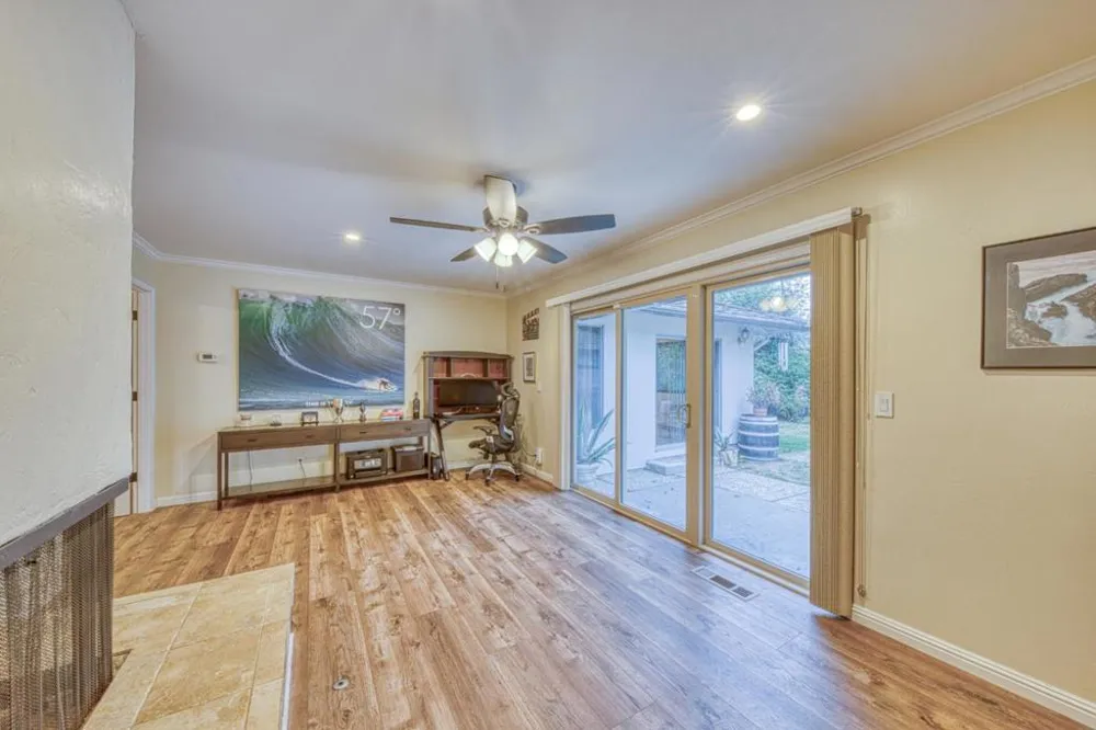 1167 Los Palos Drive Salinas, CA 93901