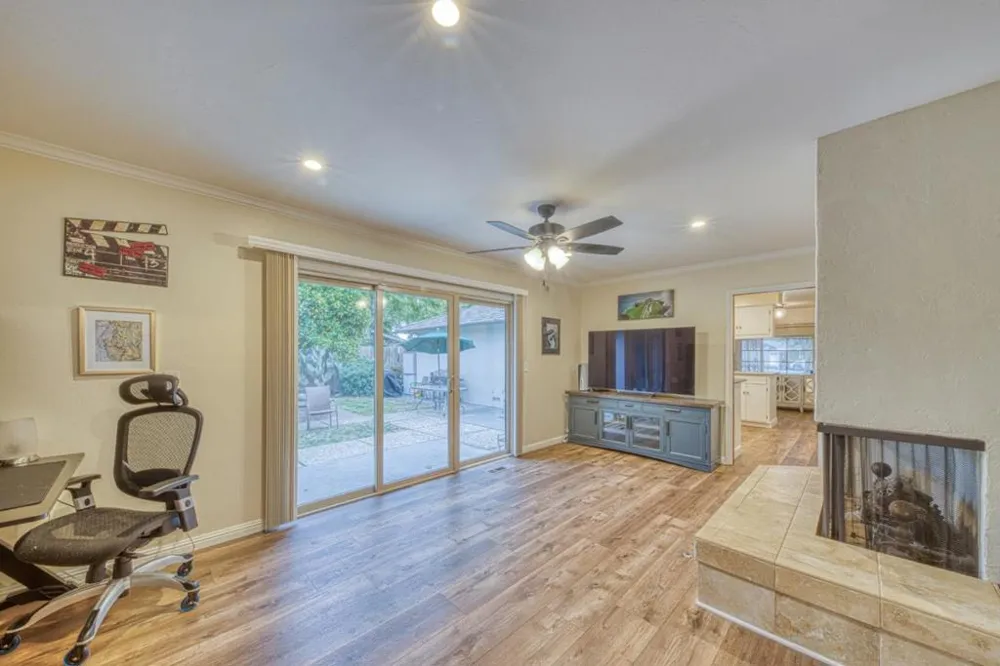 1167 Los Palos Drive Salinas, CA 93901