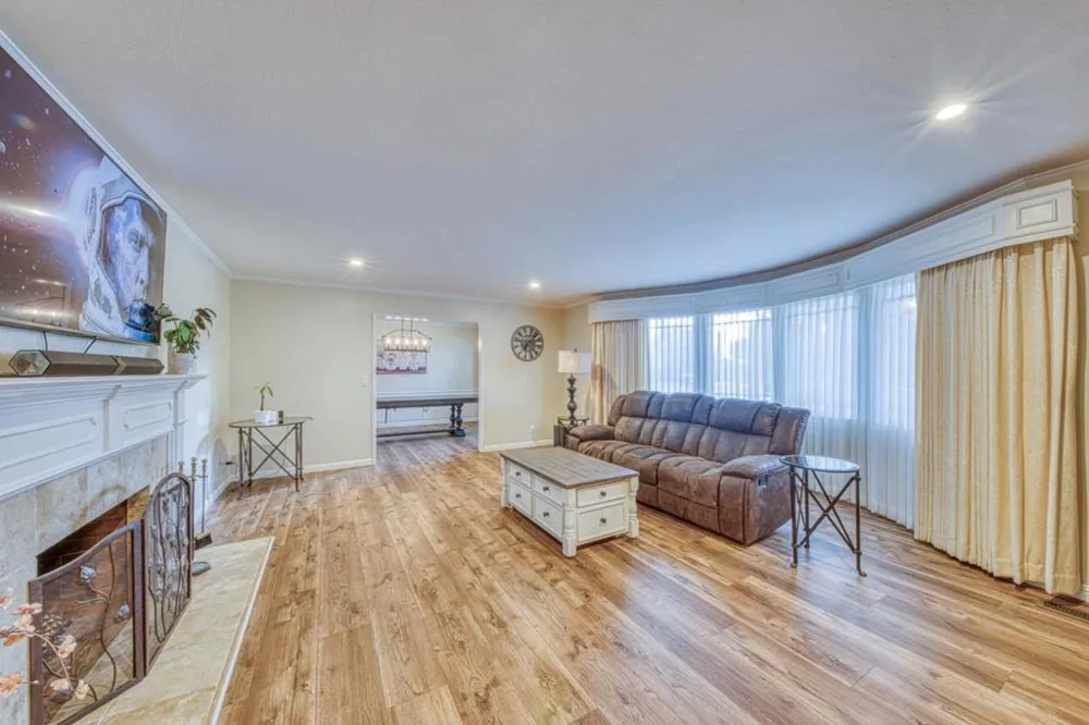 1167 Los Palos Drive Salinas, CA 93901
