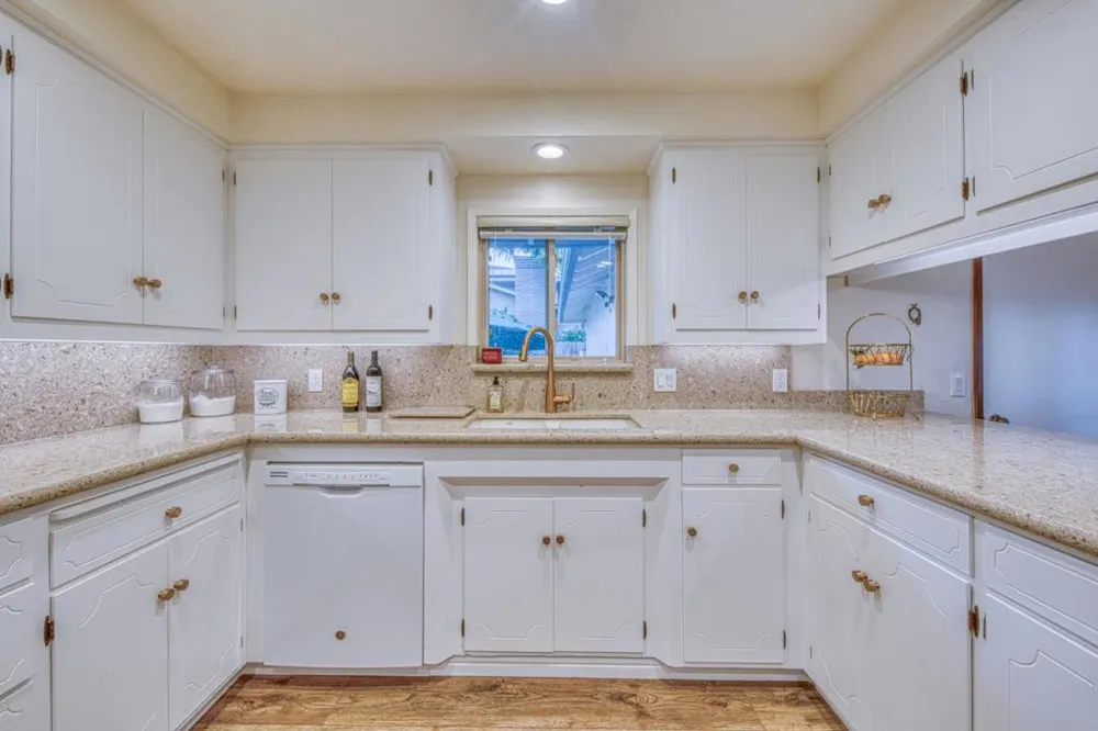 1167 Los Palos Drive Salinas, CA 93901