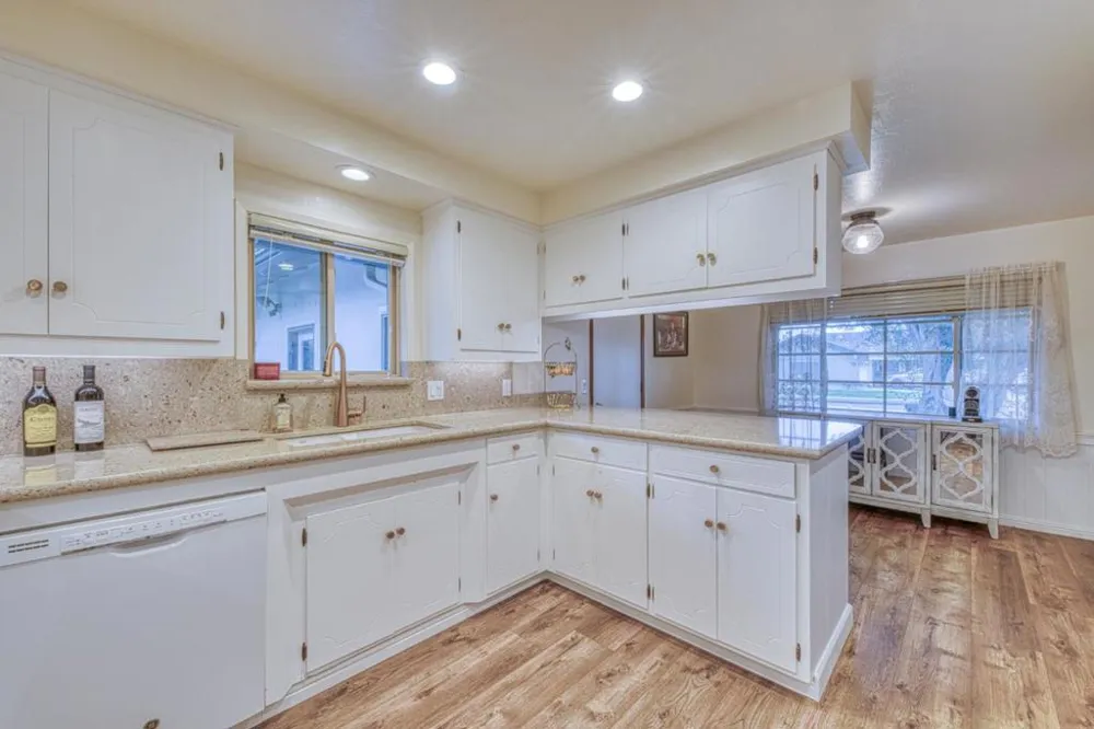 1167 Los Palos Drive Salinas, CA 93901