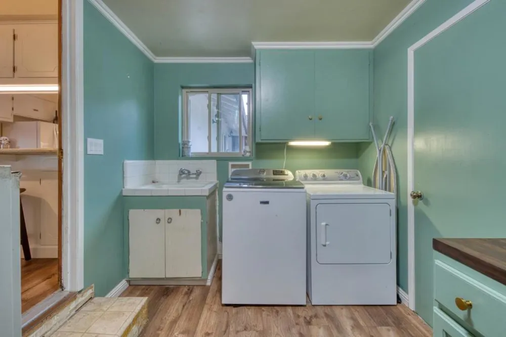 1167 Los Palos Drive Salinas, CA 93901