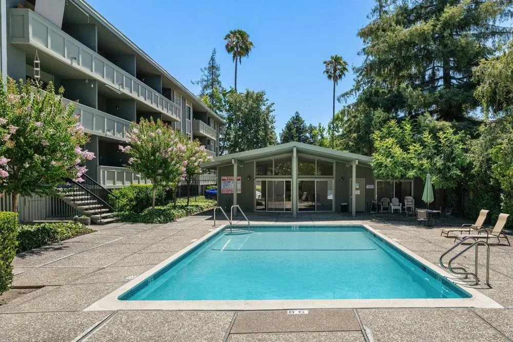 1458 Hudson Street #207 Redwood City, CA 94061