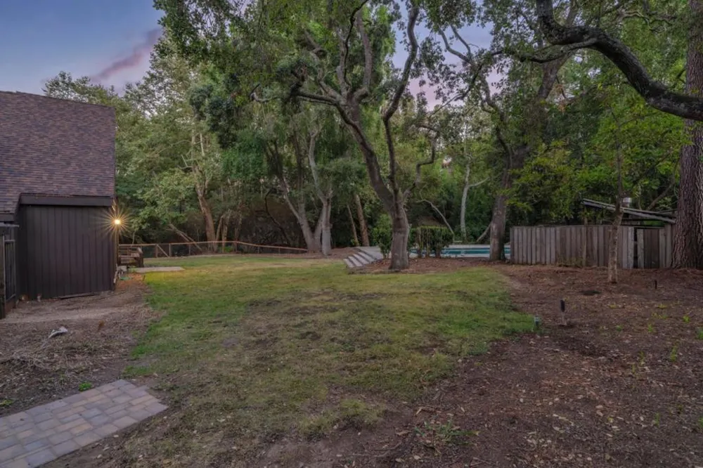 19544 Sky Oaks Way Los Gatos, CA 95030