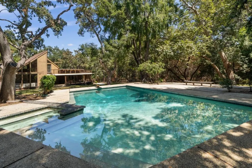 19544 Sky Oaks Way Los Gatos, CA 95030