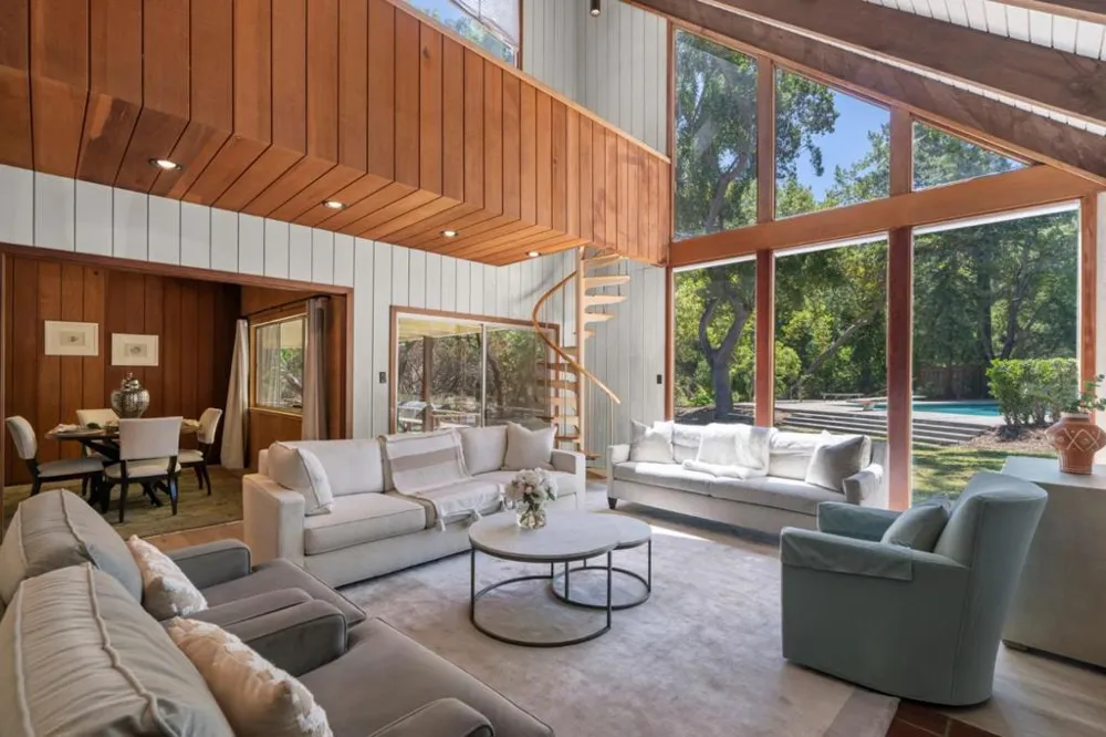 19544 Sky Oaks Way Los Gatos, CA 95030