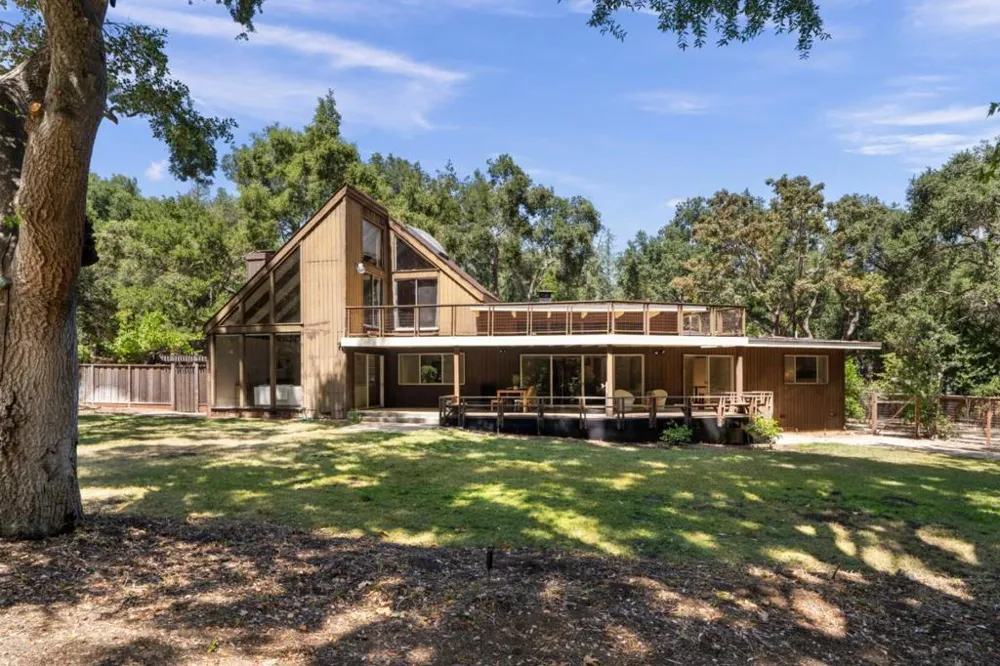 19544 Sky Oaks Way Los Gatos, CA 95030