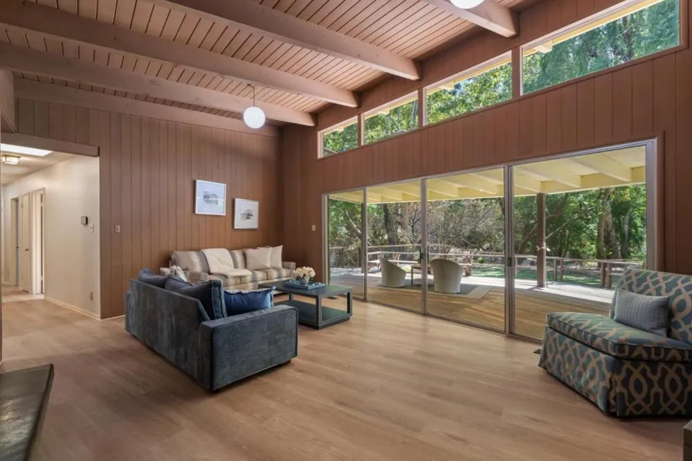 19544 Sky Oaks Way Los Gatos, CA 95030