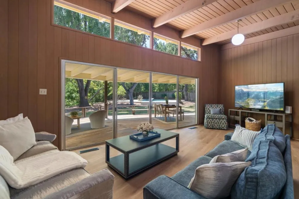 19544 Sky Oaks Way Los Gatos, CA 95030