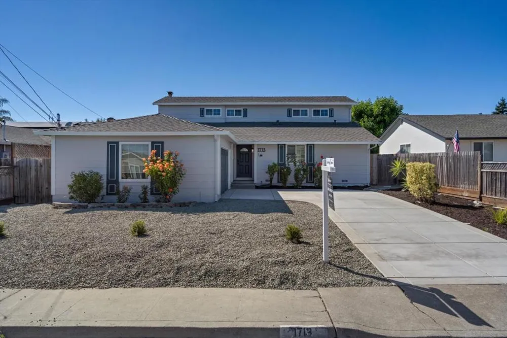 1713 Alhambra Court Petaluma, CA 94954