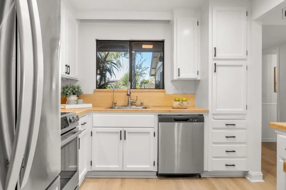 574 Spinnaker Court Santa Cruz, CA 95062
