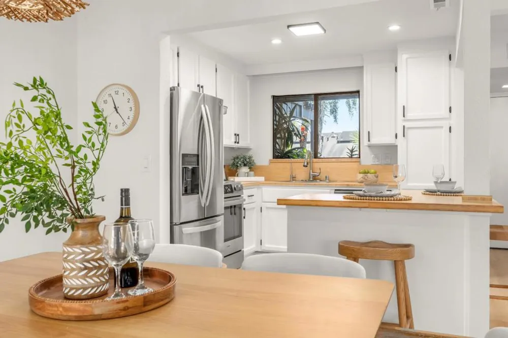 574 Spinnaker Court Santa Cruz, CA 95062