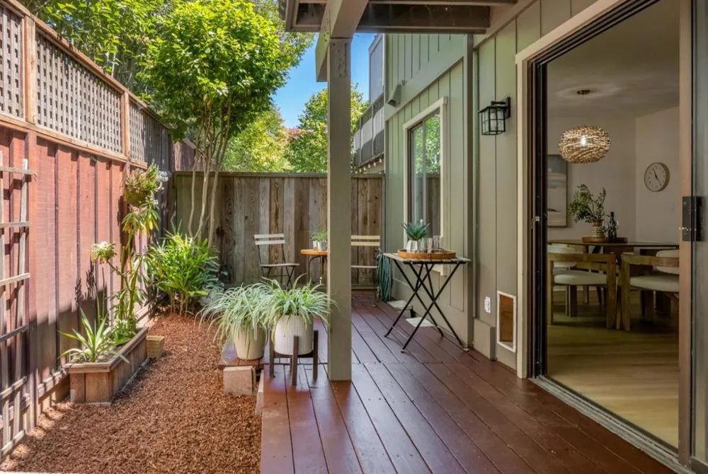 574 Spinnaker Court Santa Cruz, CA 95062