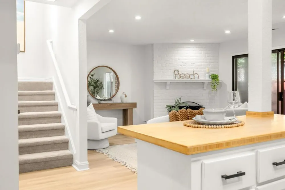 574 Spinnaker Court Santa Cruz, CA 95062