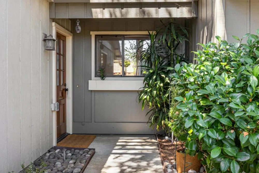 574 Spinnaker Court Santa Cruz, CA 95062