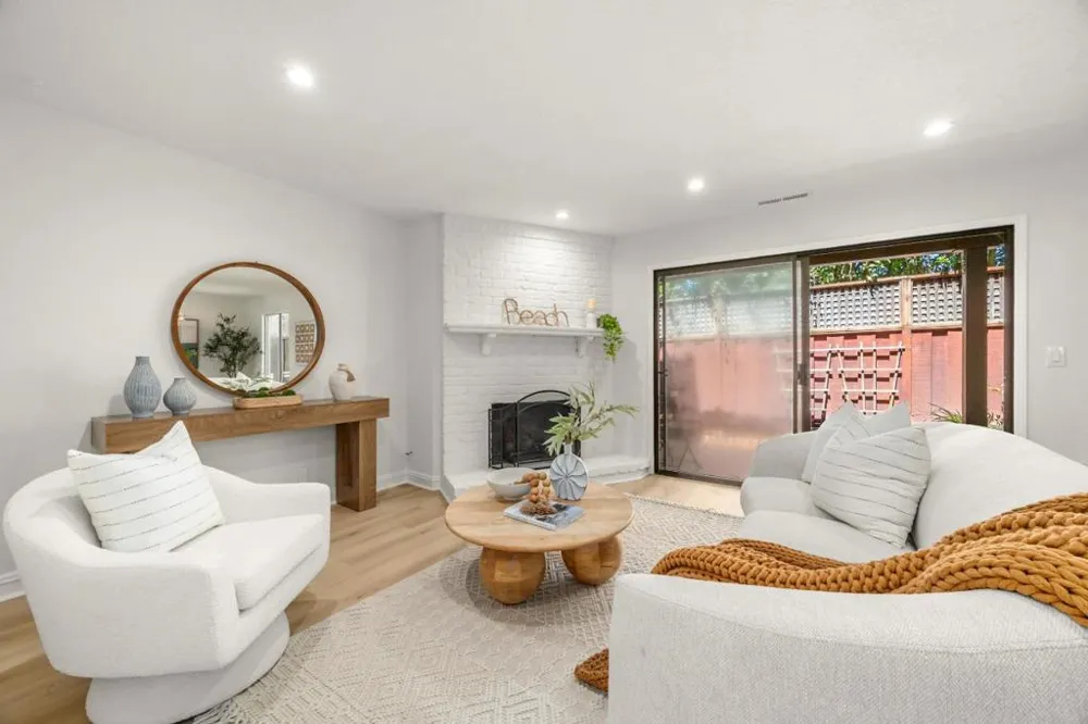 574 Spinnaker Court Santa Cruz, CA 95062