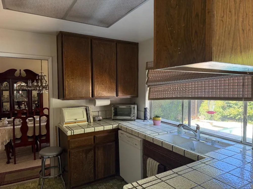 7040 Valley Forge Drive Gilroy, CA 95020