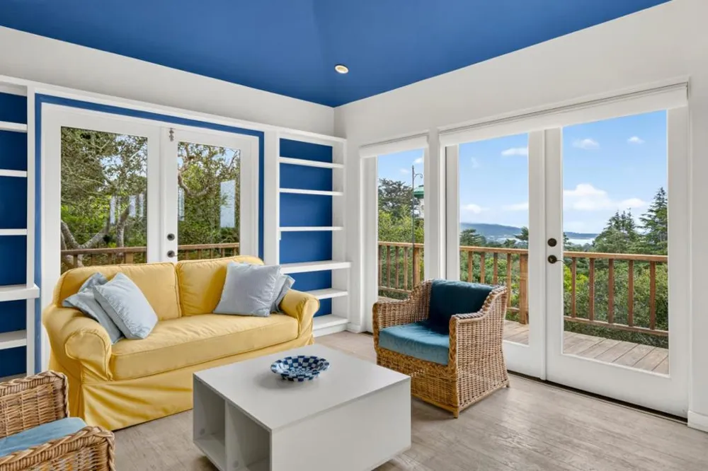24400 S. San Luis Avenue Carmel, CA 93923