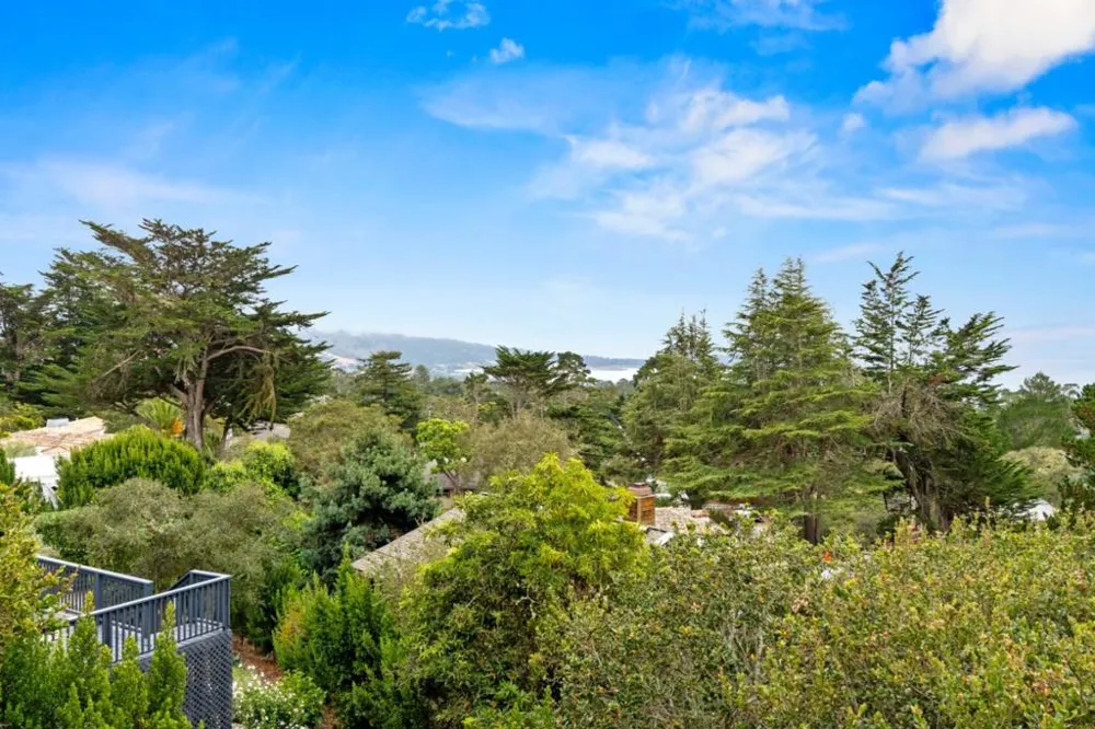 24400 S. San Luis Avenue Carmel, CA 93923