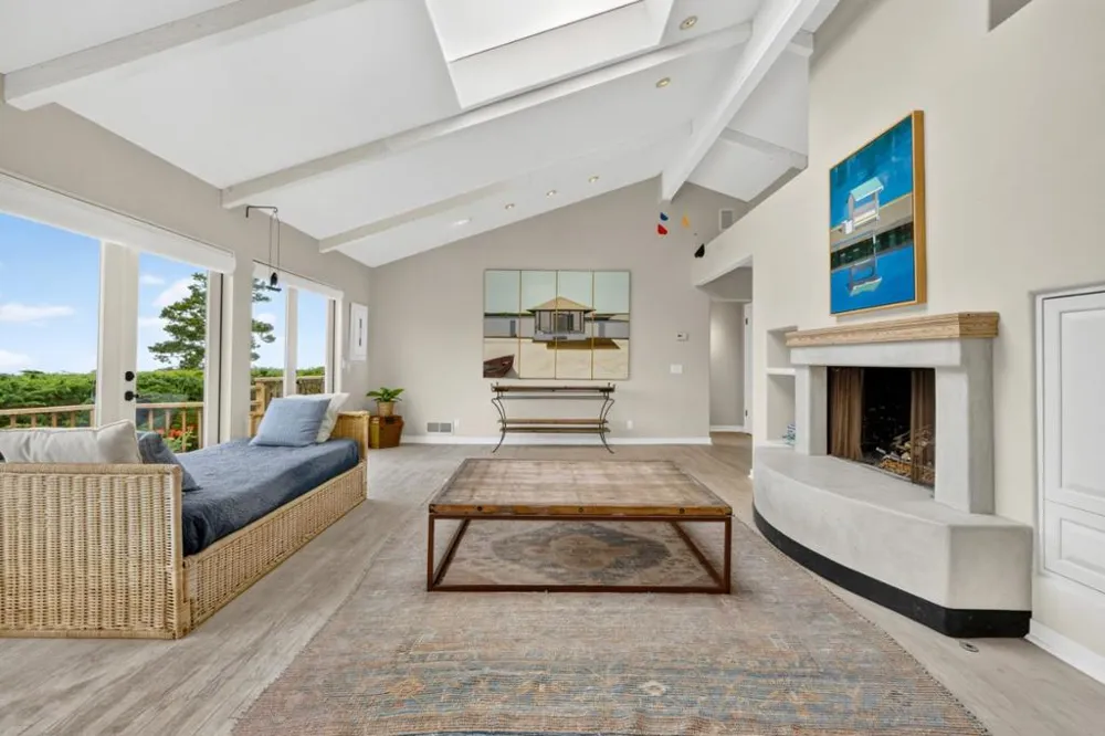 24400 S. San Luis Avenue Carmel, CA 93923