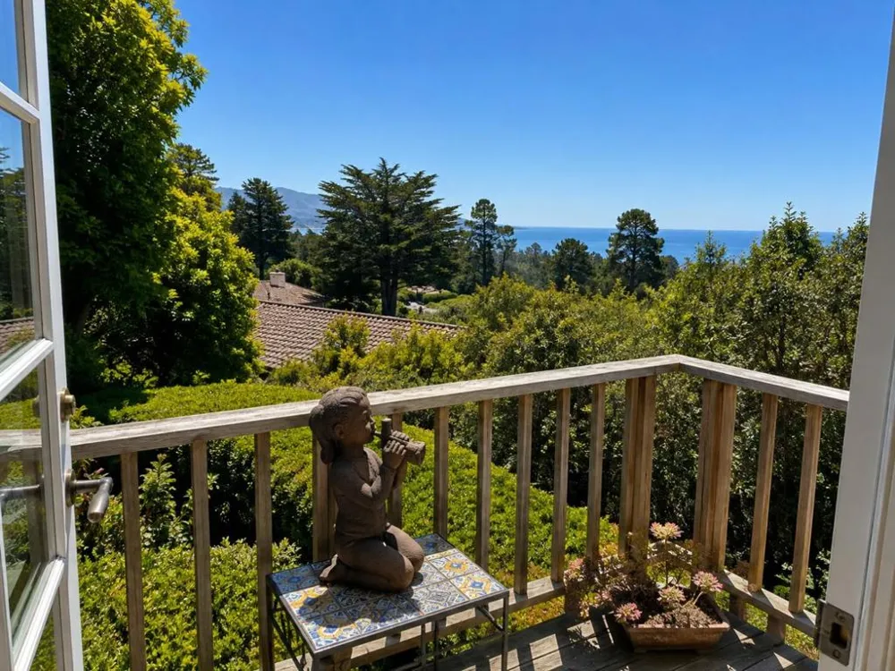 24400 S. San Luis Avenue Carmel, CA 93923