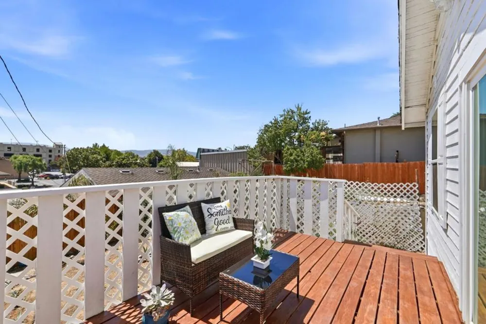 321 Hill Street Hollister, CA 95023
