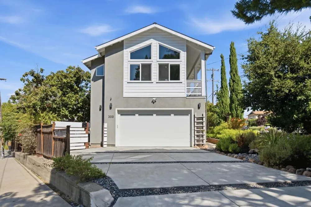 300 De Anza Avenue San Carlos, CA 94070