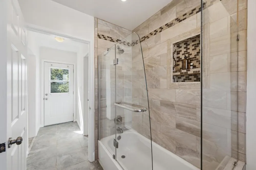300 De Anza Avenue San Carlos, CA 94070