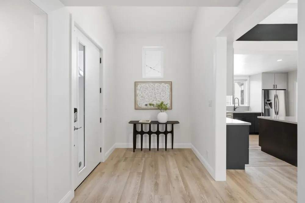 300 De Anza Avenue San Carlos, CA 94070