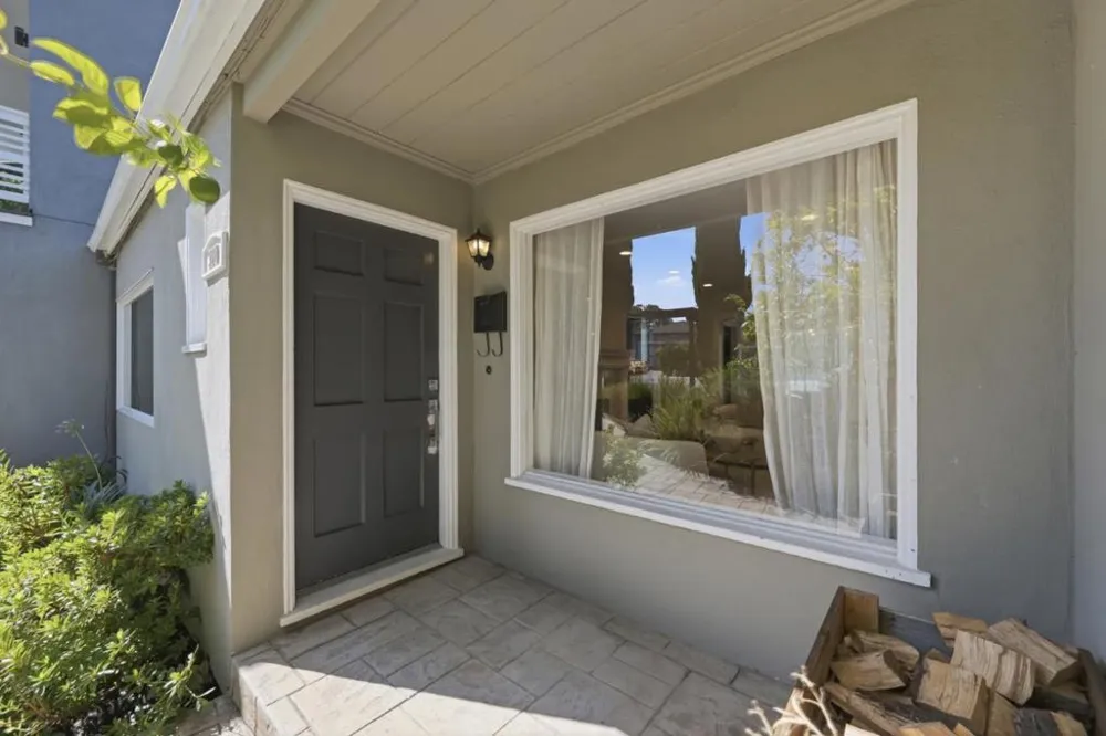 300 De Anza Avenue San Carlos, CA 94070