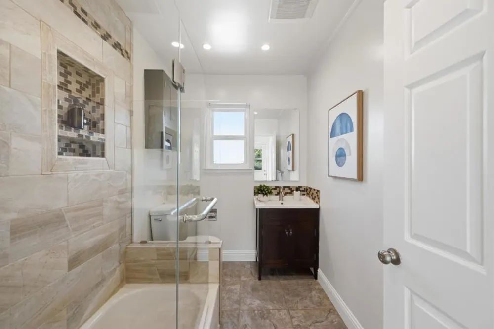300 De Anza Avenue San Carlos, CA 94070