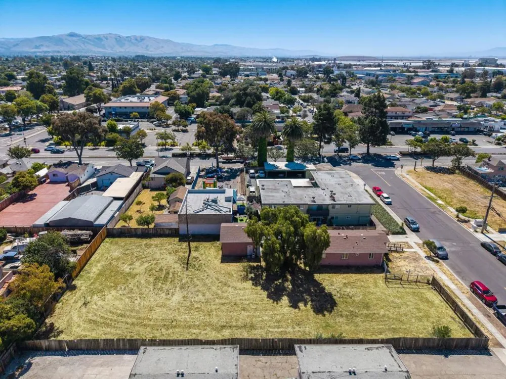 36952 Mulberry Street Newark, CA 94560