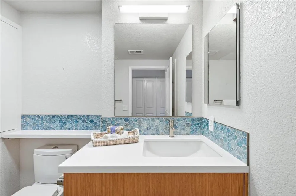 20488 Stevens Creek Boulevard #1816 Cupertino, CA 95014