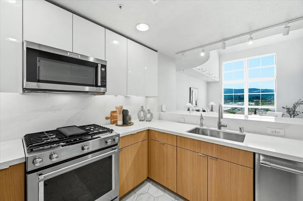 20488 Stevens Creek Boulevard #1816 Cupertino, CA 95014