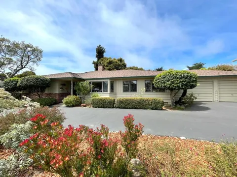 215 Lamanda Drive
