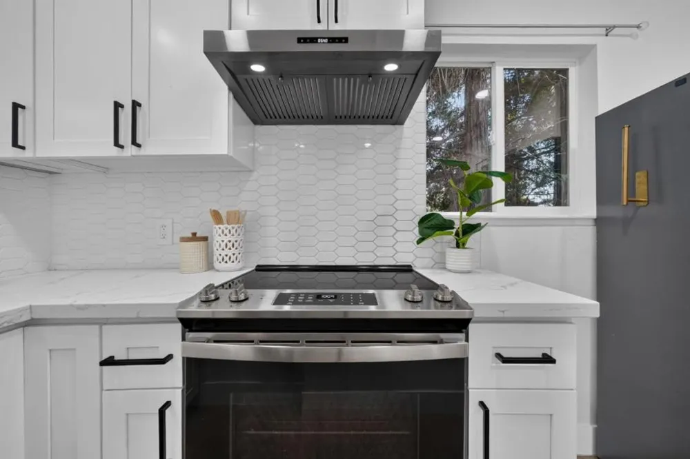 969 Franquette Avenue San Jose, CA 95125