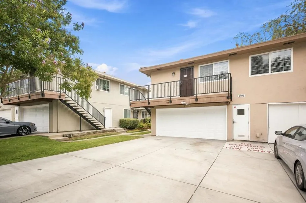 949 Gilchrist Drive #4 San Jose, CA 95133