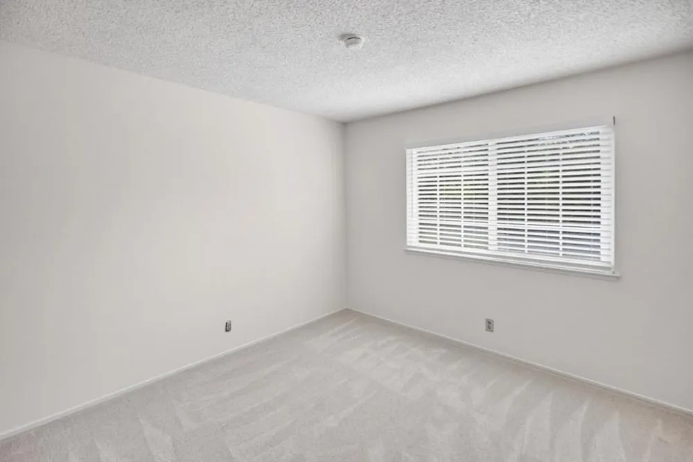 949 Gilchrist Drive #4 San Jose, CA 95133