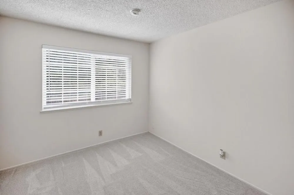 949 Gilchrist Drive #4 San Jose, CA 95133