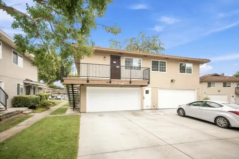 949 Gilchrist Drive #4