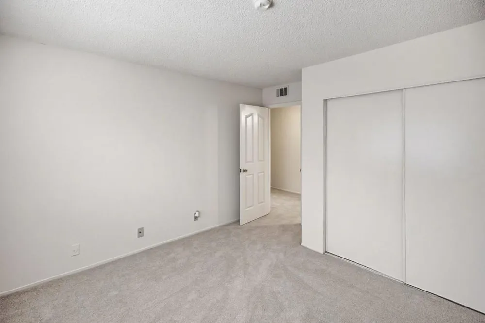 949 Gilchrist Drive #4 San Jose, CA 95133