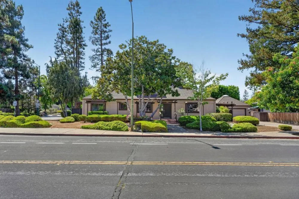 402 Sylvan Avenue Mountain View, CA 94041