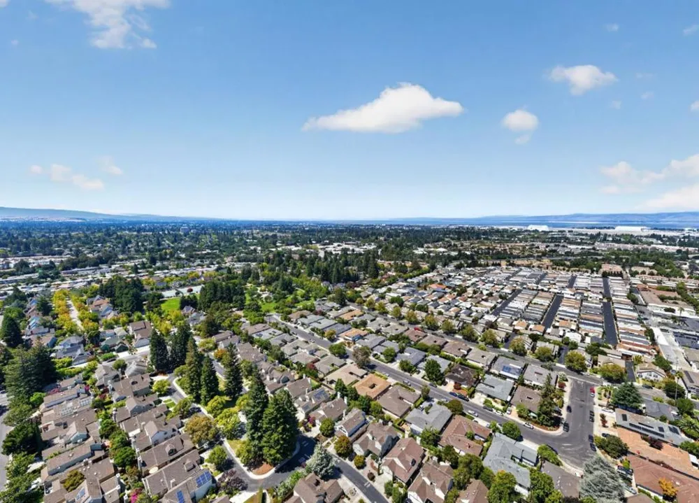 402 Sylvan Avenue Mountain View, CA 94041