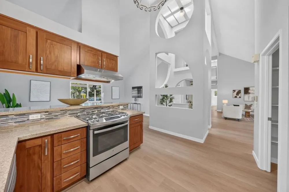 402 Sylvan Avenue Mountain View, CA 94041