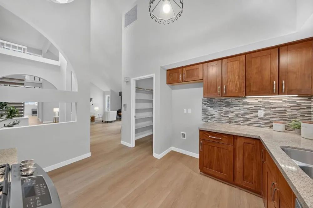 402 Sylvan Avenue Mountain View, CA 94041